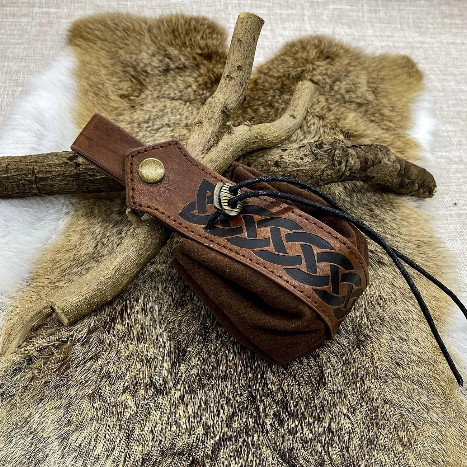 Belt Pouch Waist Bag Fanny Pack Medieval Vintage Leather Pouch Cellphone Holder Holster Carry Belt Purse Pocket Casual Hiking Festival Renaissance Faire Costume Props Travel Wallet (1-Small Brown)
