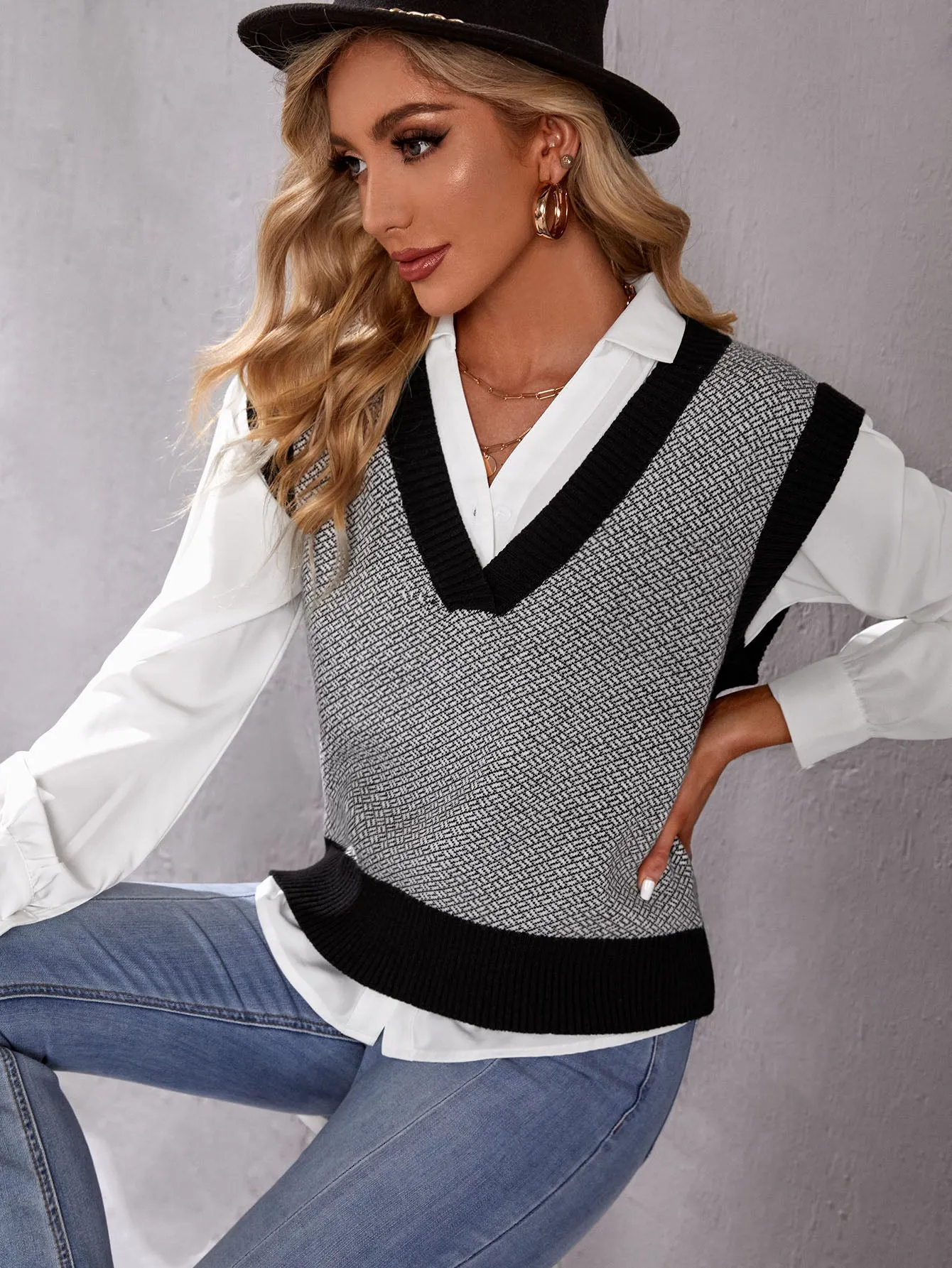 Casual Colorblock Sleeveless V Neck Regular Women Knit Top
