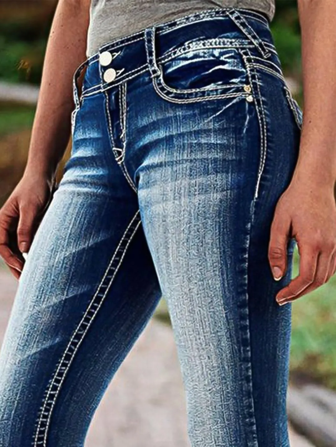Flamingals Women's Capri Jeans Mid Waisted Stretchy Wash Skinny Leg Embroidered Ripped Denim Pants