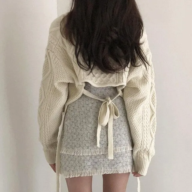 [Korean Style] Gigi Ribbon Cropped Knit Top