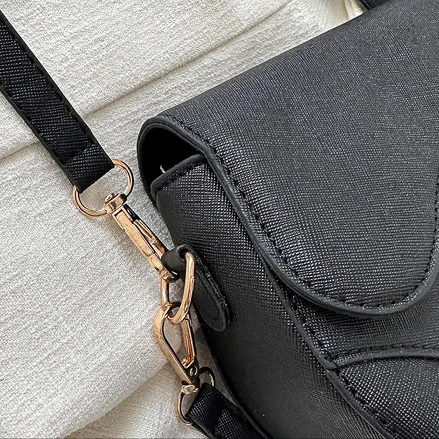 PU Leather Crossbody Bag for Women Purse Shoulder Saddle Bag Handbag Small Evening Clutch with Adjustable Straps (Brown)