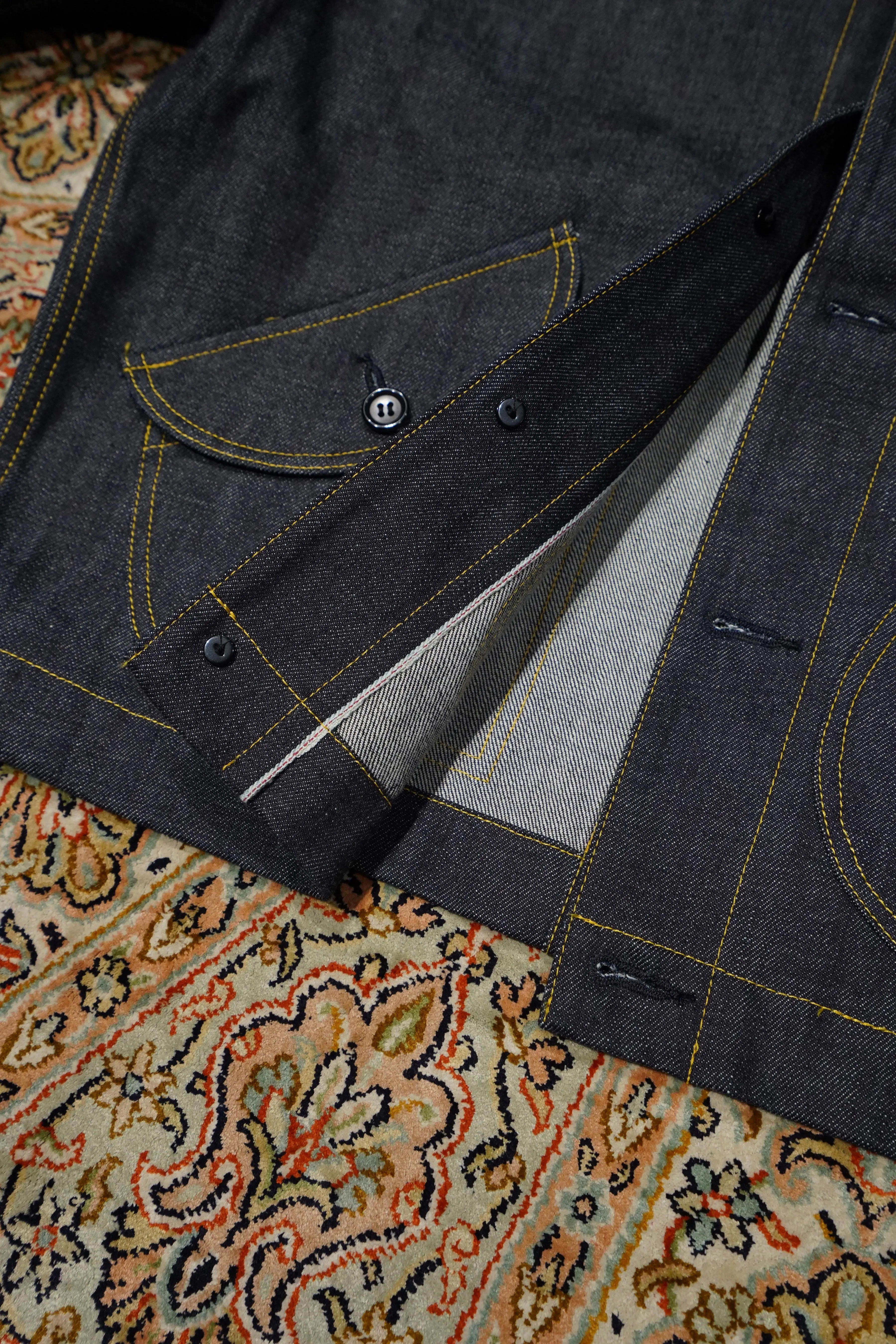 STITCH DENIM JACKET (YELLOW STITCH)