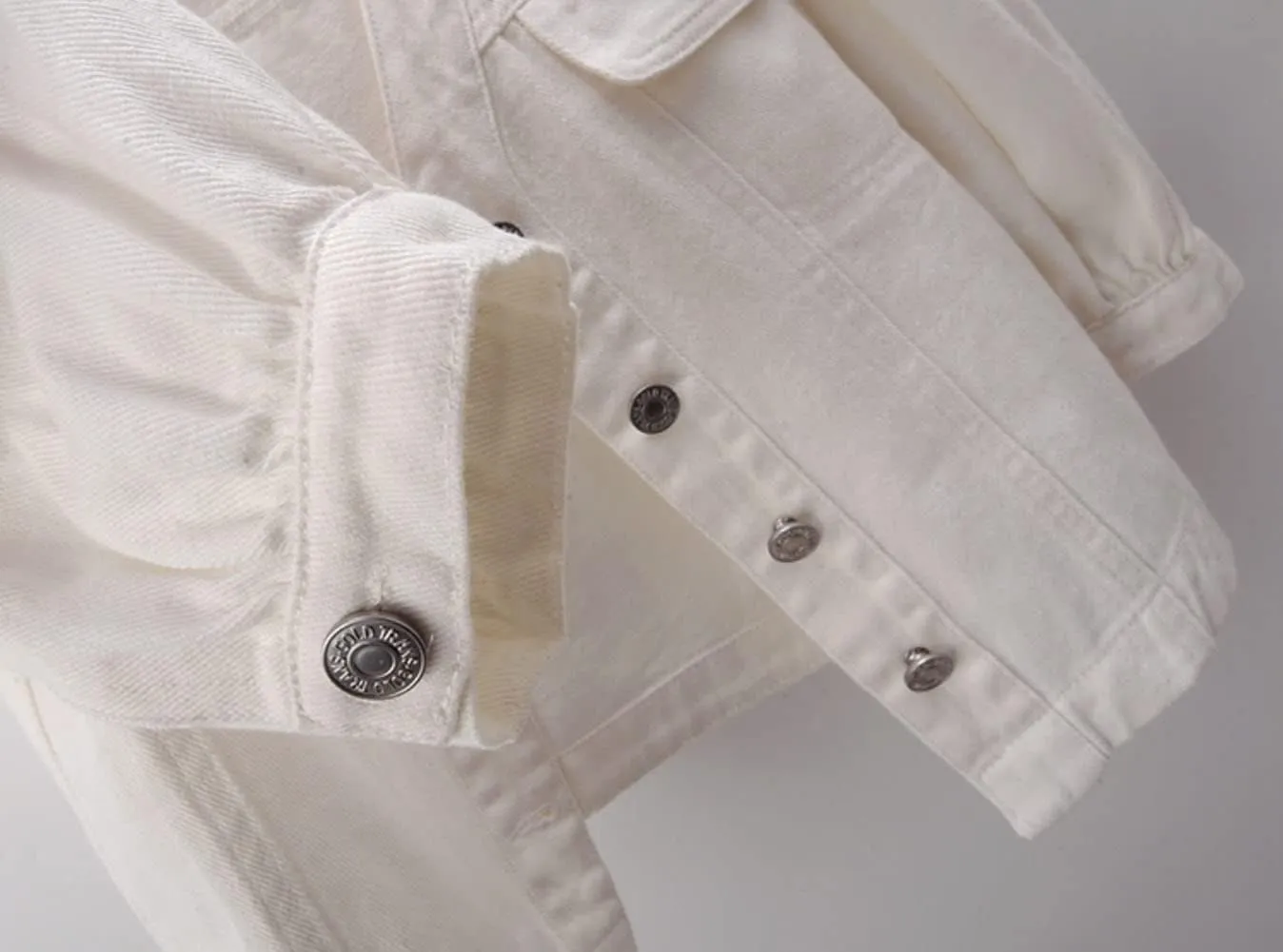 Women's Cropped Denim Jacket Puff Short Sleeve Sweet Button Down Denim Jean Jacket